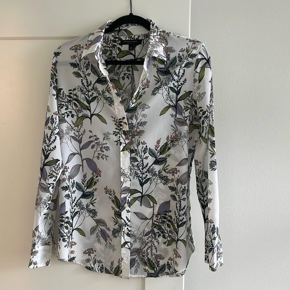Banana Republic Dillon shirt EUC
